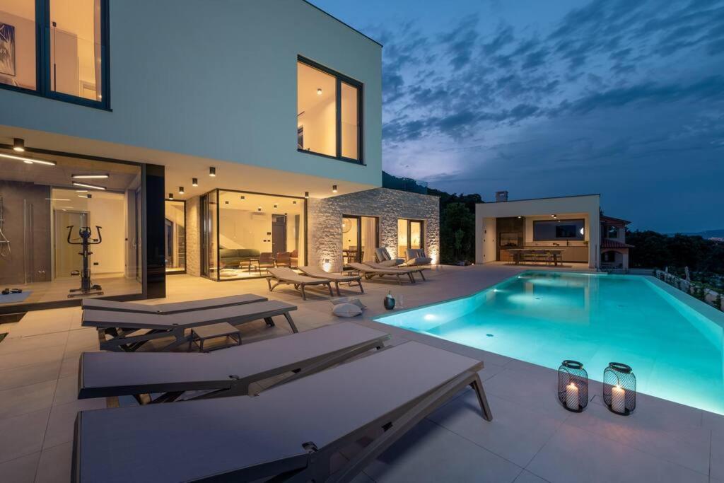 Villa Rovni By Istrialux Ravni Exterior foto